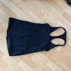Lululemon size 4 black tank
